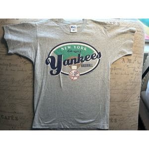 Pro Player Gray Yankees Short Sleeve Tee